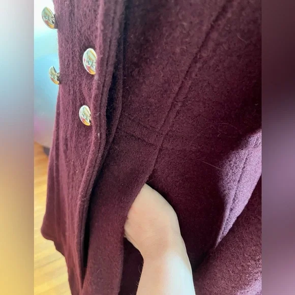 Feminine Military Coat - Picture 2 of 7